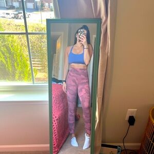 Lululemon pink camp leggings